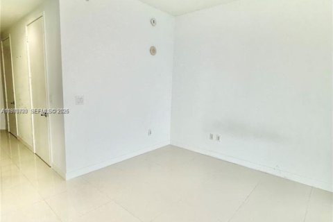 Снять в аренду кондоминиум в Санни-Айлс-Бич, Флорида 2 спальни, 145.86м2, № 2080040 - фото 9
