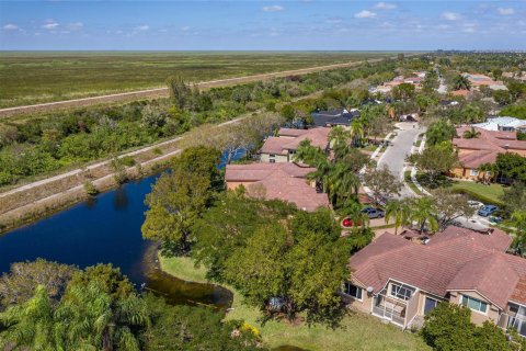 Adosado en alquiler en Coral Springs, Florida, 3 dormitorios, 160.44 m2 № 2086190 - foto 8
