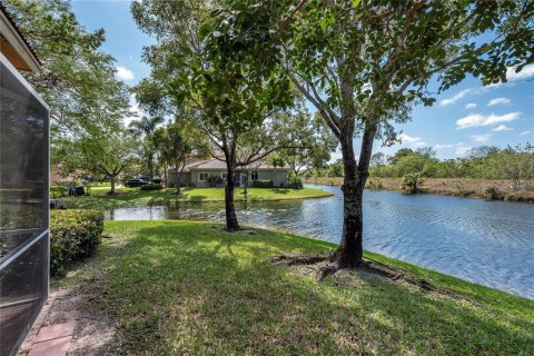Adosado en alquiler en Coral Springs, Florida, 3 dormitorios, 160.44 m2 № 2086190 - foto 27