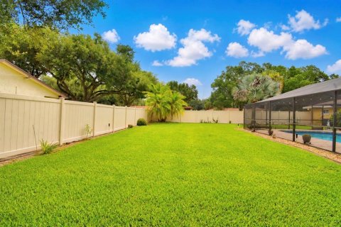 House in Auburndale, Florida 3 bedrooms, 177.81 sq.m. № 2216691 - photo 14