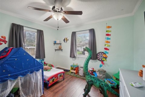 House in Saint Petersburg, Florida 3 bedrooms, 90.12 sq.m. № 1543515 - photo 11