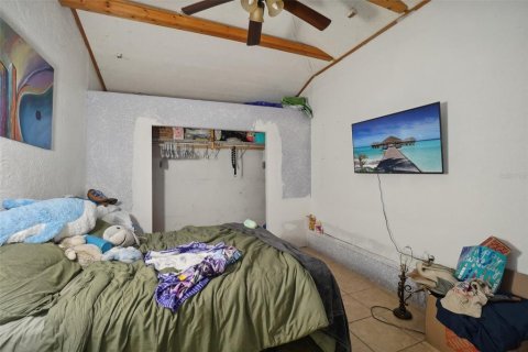 House in Saint Petersburg, Florida 3 bedrooms, 90.12 sq.m. № 1543515 - photo 12