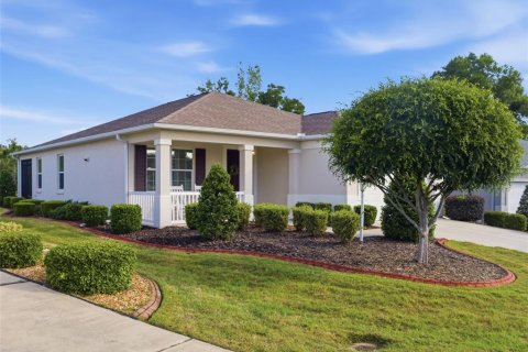 House in Ocala, Florida 2 bedrooms, 138.89 sq.m. № 2135769