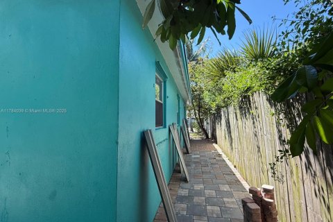 Casa en venta en Riviera Beach, Florida, 3 dormitorios, 84.54 m2 № 1731084 - foto 4
