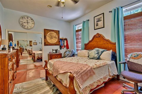 Casa en venta en Archer, Florida, 4 dormitorios, 317.91 m2 № 2227010 - foto 26