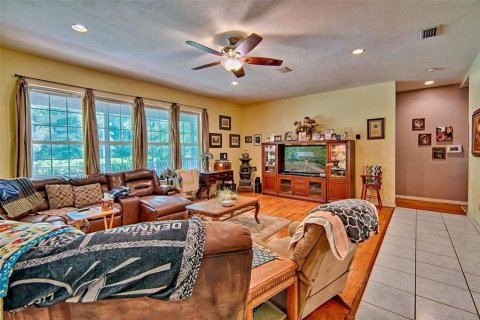 Casa en venta en Archer, Florida, 4 dormitorios, 317.91 m2 № 2227010 - foto 10