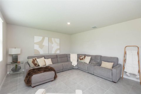 Villa ou maison à vendre à Zephyrhills, Floride: 4 chambres, 217.39 m2 № 2200319 - photo 17