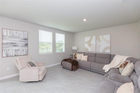 Villa ou maison à vendre à Zephyrhills, Floride: 4 chambres, 217.39 m2 № 2200319 - photo 18