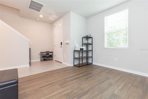 Villa ou maison à vendre à Zephyrhills, Floride: 4 chambres, 217.39 m2 № 2200319 - photo 4