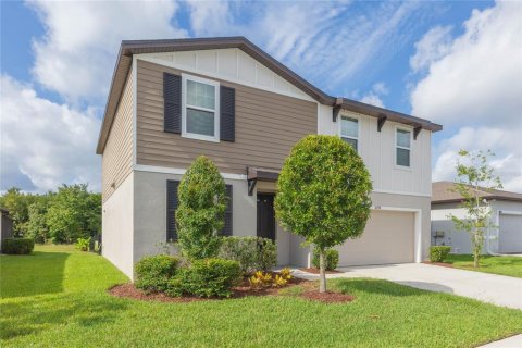 Villa ou maison à Zephyrhills, Floride 4 chambres, 217.39 m2 № 2200319