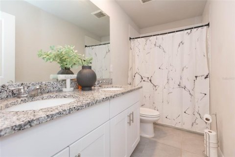 Villa ou maison à vendre à Zephyrhills, Floride: 4 chambres, 217.39 m2 № 2200319 - photo 25