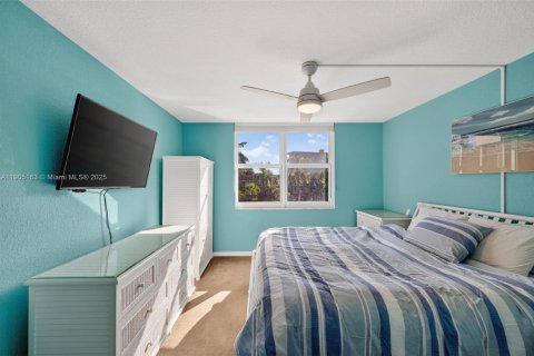 Copropriété à vendre à Pompano Beach, Floride: 2 chambres, 84.63 m2 № 1972588 - photo 29