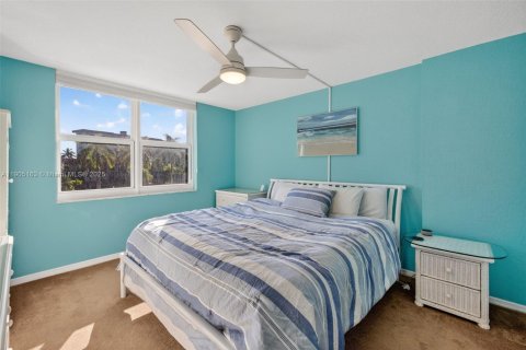 Copropriété à vendre à Pompano Beach, Floride: 2 chambres, 84.63 m2 № 1972588 - photo 28