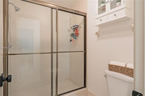 Купить кондоминиум в Дирфилд-Бич, Флорида 2 спальни, 102.19м2, № 1438578 - фото 20