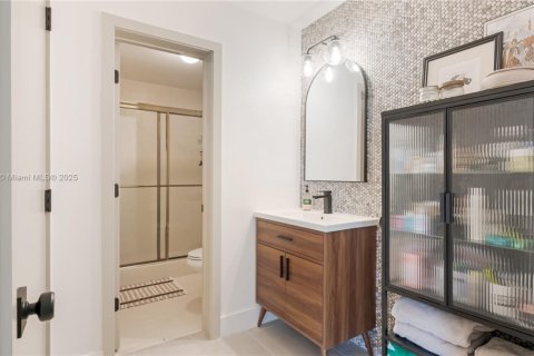 Купить кондоминиум в Дирфилд-Бич, Флорида 2 спальни, 102.19м2, № 1438578 - фото 19