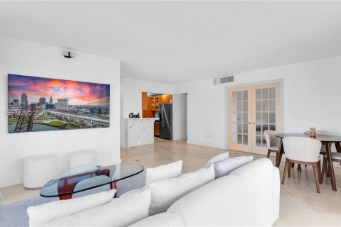 Купить кондоминиум в Майами, Флорида 1 спальня, 79.99м2, № 1982199 - фото 4