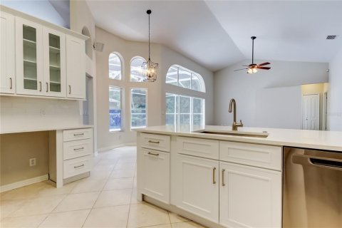 Casa en venta en Tampa, Florida, 4 dormitorios, 201.13 m2 № 1514214 - foto 18