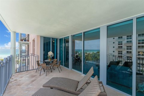 Condominio en venta en Miami Beach, Florida, 2 dormitorios, 142.14 m2 № 2020178 - foto 29