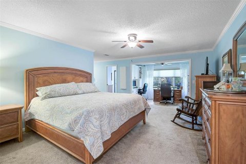 House in Sarasota, Florida 2 bedrooms, 169.27 sq.m. № 1629000 - photo 13