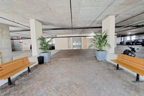 Appartement à louer à Miami, Floride: 1 chambre № 2084867 - photo 18