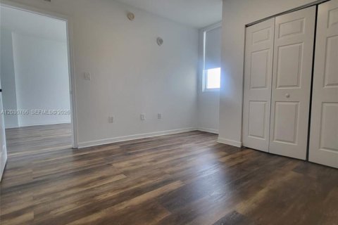 Appartement à louer à Miami, Floride: 1 chambre № 2084867 - photo 6