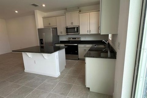 Adosado en venta en Kissimmee, Florida, 3 dormitorios, 135.64 m2 № 1684532 - foto 4