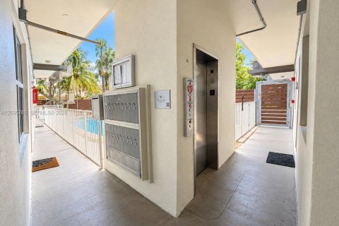 Copropriété à louer à Fort Lauderdale, Floride: 1 chambre, 53.88 m2 № 2385053 - photo 19