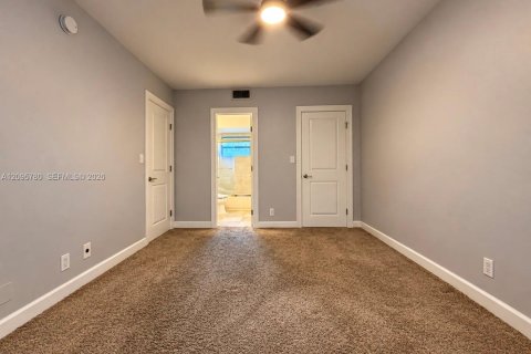 Copropriété à louer à Fort Lauderdale, Floride: 1 chambre, 53.88 m2 № 2385053 - photo 13