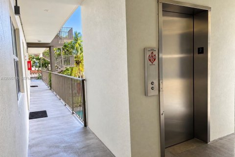 Copropriété à louer à Fort Lauderdale, Floride: 1 chambre, 53.88 m2 № 2385053 - photo 18
