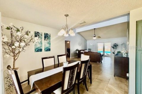 Casa en venta en Ocala, Florida, 3 dormitorios, 214.33 m2 № 1681467 - foto 5