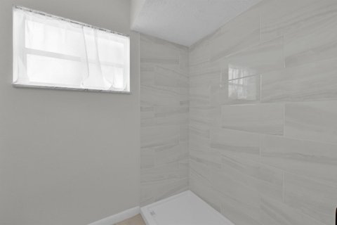 Casa en venta en Port St. Lucie, Florida, 2 dormitorios, 100.33 m2 № 2422355 - foto 28