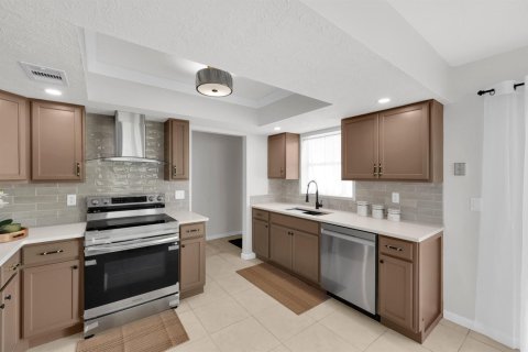Casa en venta en Port St. Lucie, Florida, 2 dormitorios, 100.33 m2 № 2422355 - foto 16