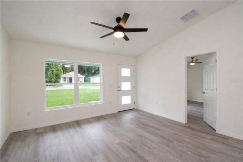 Villa ou maison à louer à Ocala, Floride: 3 chambres, 108.97 m2 № 2157300 - photo 5