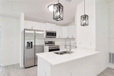 Villa ou maison à louer à Ocala, Floride: 3 chambres, 108.97 m2 № 2157300 - photo 7