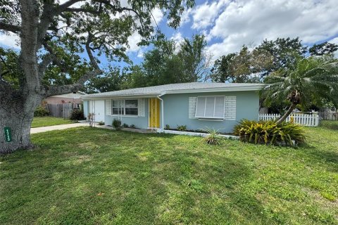 Casa en venta en Largo, Florida, 3 dormitorios, 120.96 m2 № 1877442 - foto 1