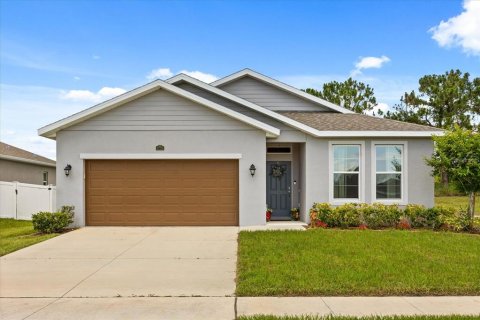 House in Grand Island, Florida 3 bedrooms, 147.99 sq.m. № 1827996 - photo 2