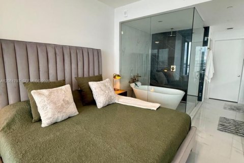 Apartment in Miami, Florida 3 bedrooms, 162.58 sq.m. № 2246831 - photo 3