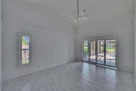 House in Plant City, Florida 3 bedrooms, 213.49 sq.m. № 1750161 - photo 10
