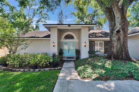 House in Plant City, Florida 3 bedrooms, 213.49 sq.m. № 1750161 - photo 2