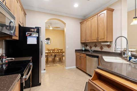 Townhouse in North Port, Florida 3 bedrooms, 149.39 sq.m. № 2208799 - photo 10