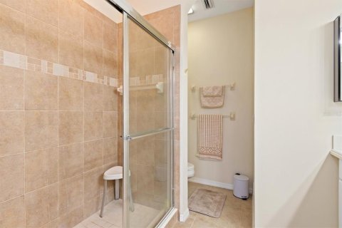 Townhouse in North Port, Florida 3 bedrooms, 149.39 sq.m. № 2208799 - photo 19
