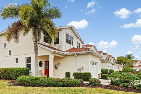 Townhouse in North Port, Florida 3 bedrooms, 149.39 sq.m. № 2208799 - photo 30