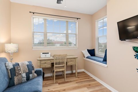 Townhouse in North Port, Florida 3 bedrooms, 149.39 sq.m. № 2208799 - photo 21