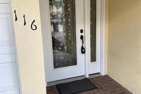 Adosado en alquiler en Oldsmar, Florida, 3 dormitorios, 170.38 m2 № 1869302 - foto 1