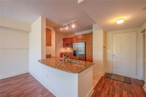 Condo in Plantation, Florida, 1 bedroom  № 1742214 - photo 1
