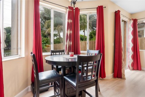 Villa ou maison à vendre à Homestead, Floride: 4 chambres, 244.61 m2 № 1948737 - photo 19