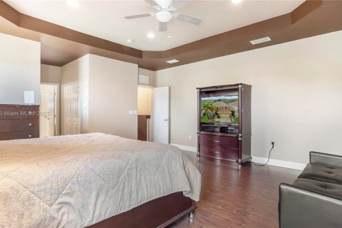 Villa ou maison à vendre à Homestead, Floride: 4 chambres, 244.61 m2 № 1948737 - photo 25