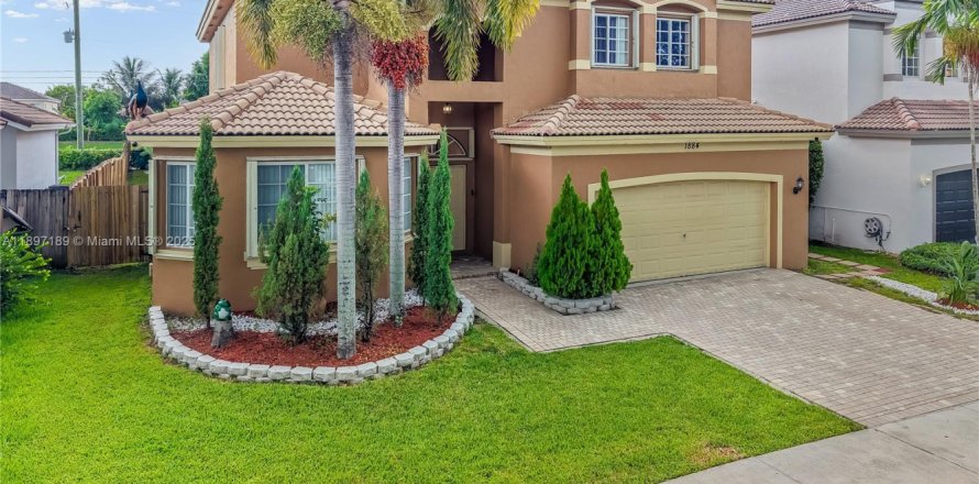 Villa ou maison à Homestead, Floride 4 chambres, 244.61 m2 № 1948737