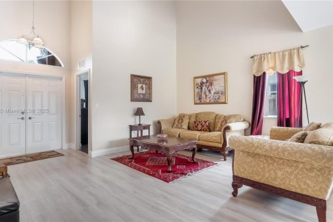 Villa ou maison à vendre à Homestead, Floride: 4 chambres, 244.61 m2 № 1948737 - photo 5