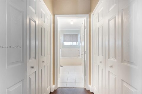 Villa ou maison à vendre à Homestead, Floride: 4 chambres, 244.61 m2 № 1948737 - photo 26